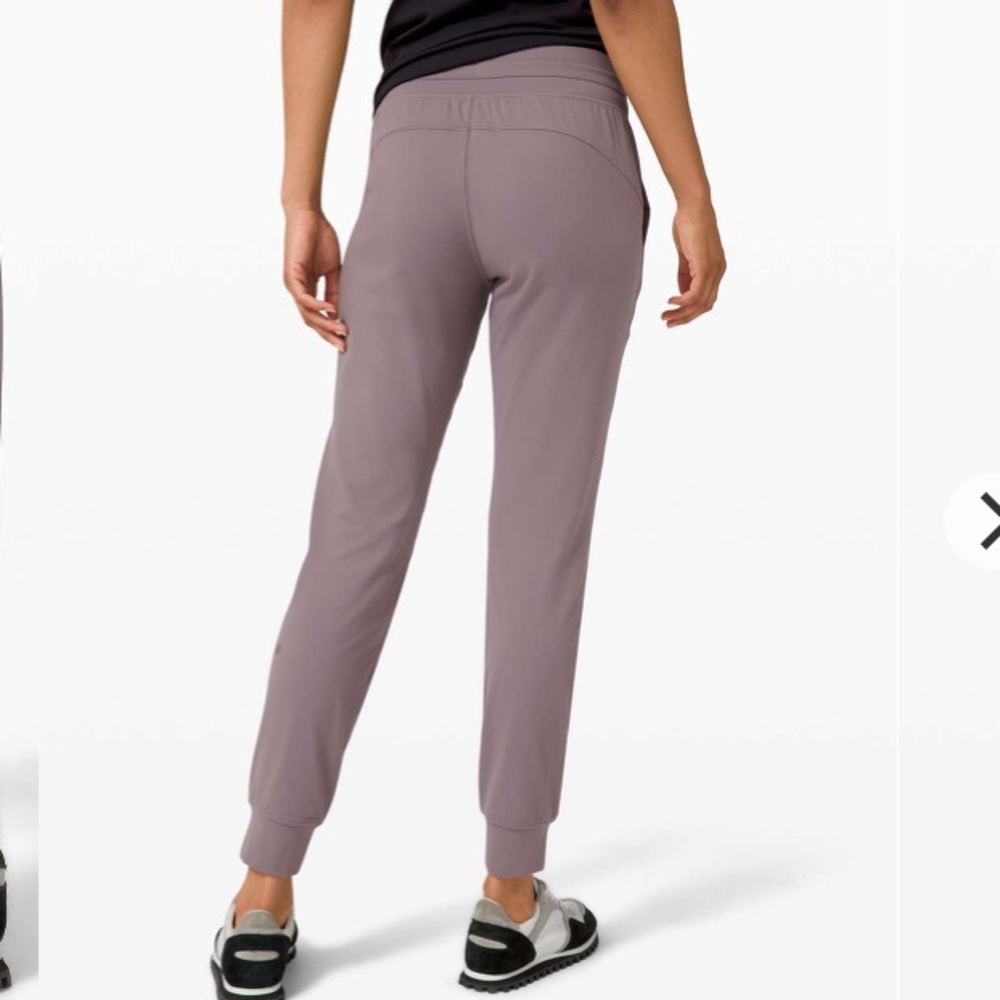 Lululemon Ready To Rulu jogger pants size 4